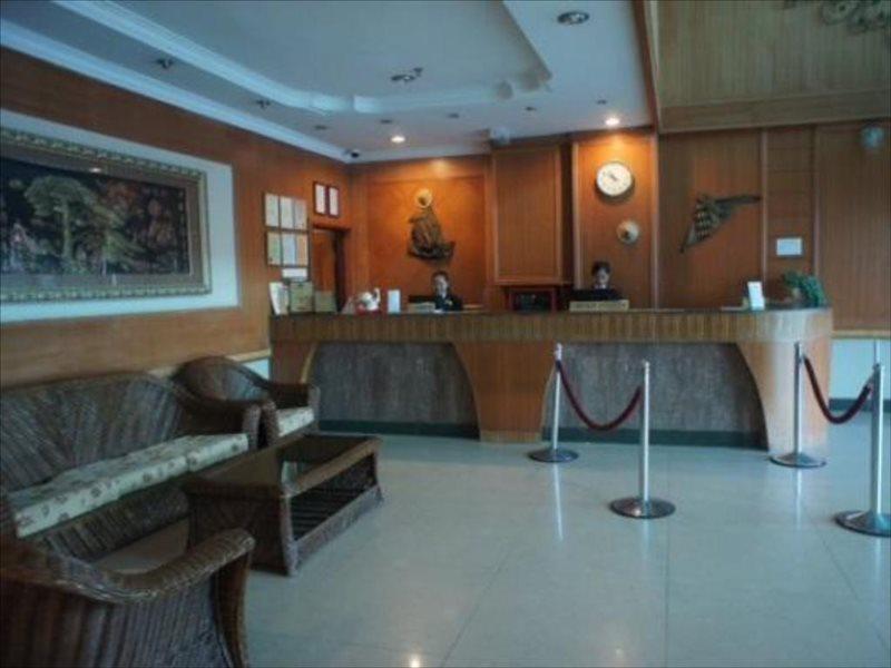 Tyng Garden Hotel Сандакан Екстер'єр фото